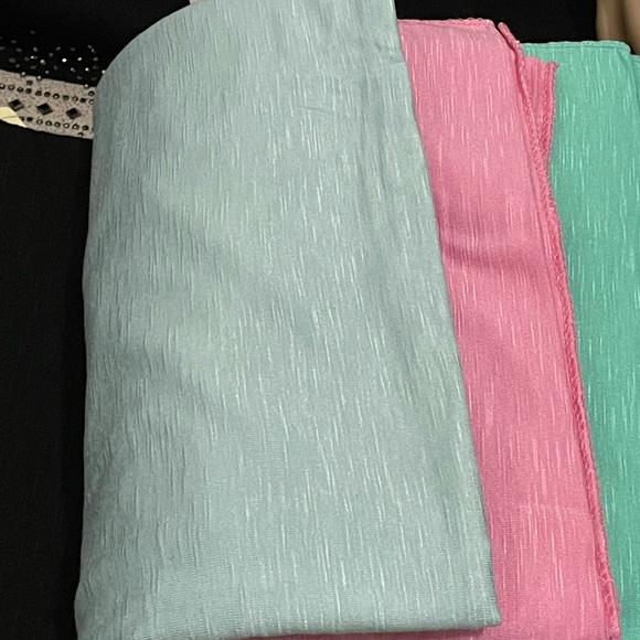 Hijab - Made In Dubai UAE - Picture 7 of 10